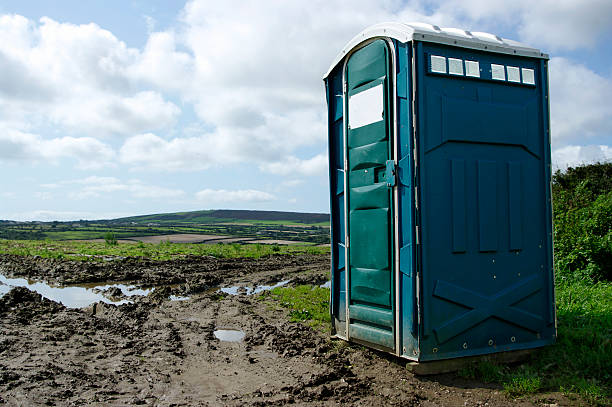 Types of Portable Toilets We Offer in Mayfair, CA